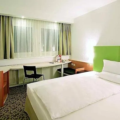 Отель Ibis Zentrum
