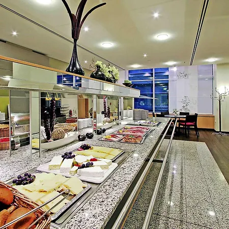 Hotel Ibis Zentrum 3*