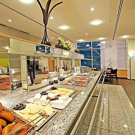 Hotel Ibis Zentrum 3*